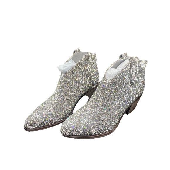 Pierre Dumas Wilder 26 Silver Rhinestone Ankle Bootie Women's Size US 8M NIB - Picture 1 of 16